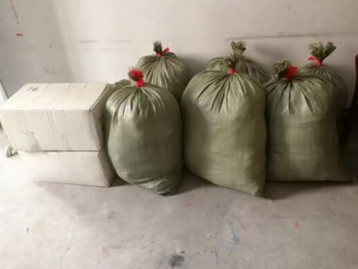 城阳慈善机构订购我司编织袋一批,献一片爱心